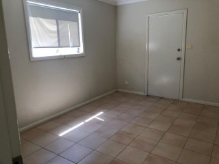 View profile: Conveniently located 2 bedroom Granny Flat!