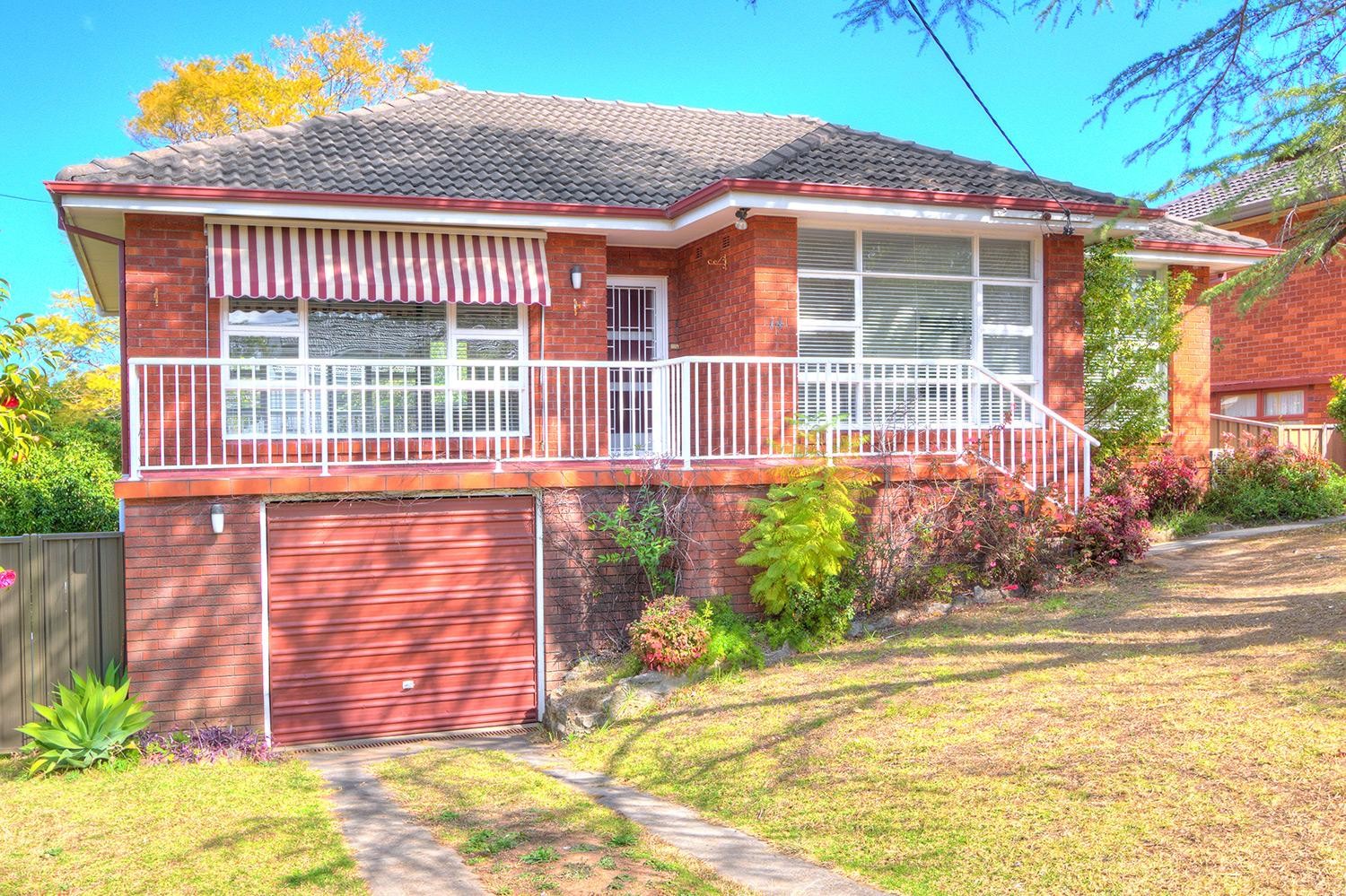 3 Bedrooms, 2 Toilets, Air Conditioned! Quiet Location!