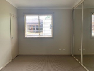 View profile: Two Bathrooms! 10 Minutes to Station!