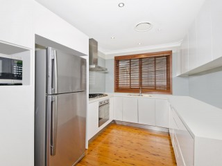 View profile: Impecable, Contemporary & Family Friendly
