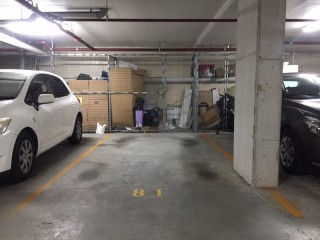 View profile: Bright and Convenient Unit, Close to All Amenities
