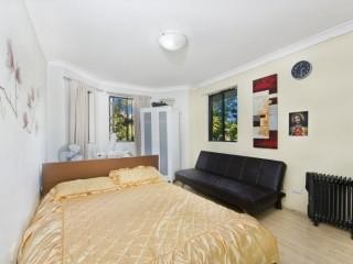View profile: Modern Unit! Walk to Station! Air Conditioned!