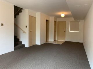 View profile: Walk to Station! 3 Bedroom Townhouse!