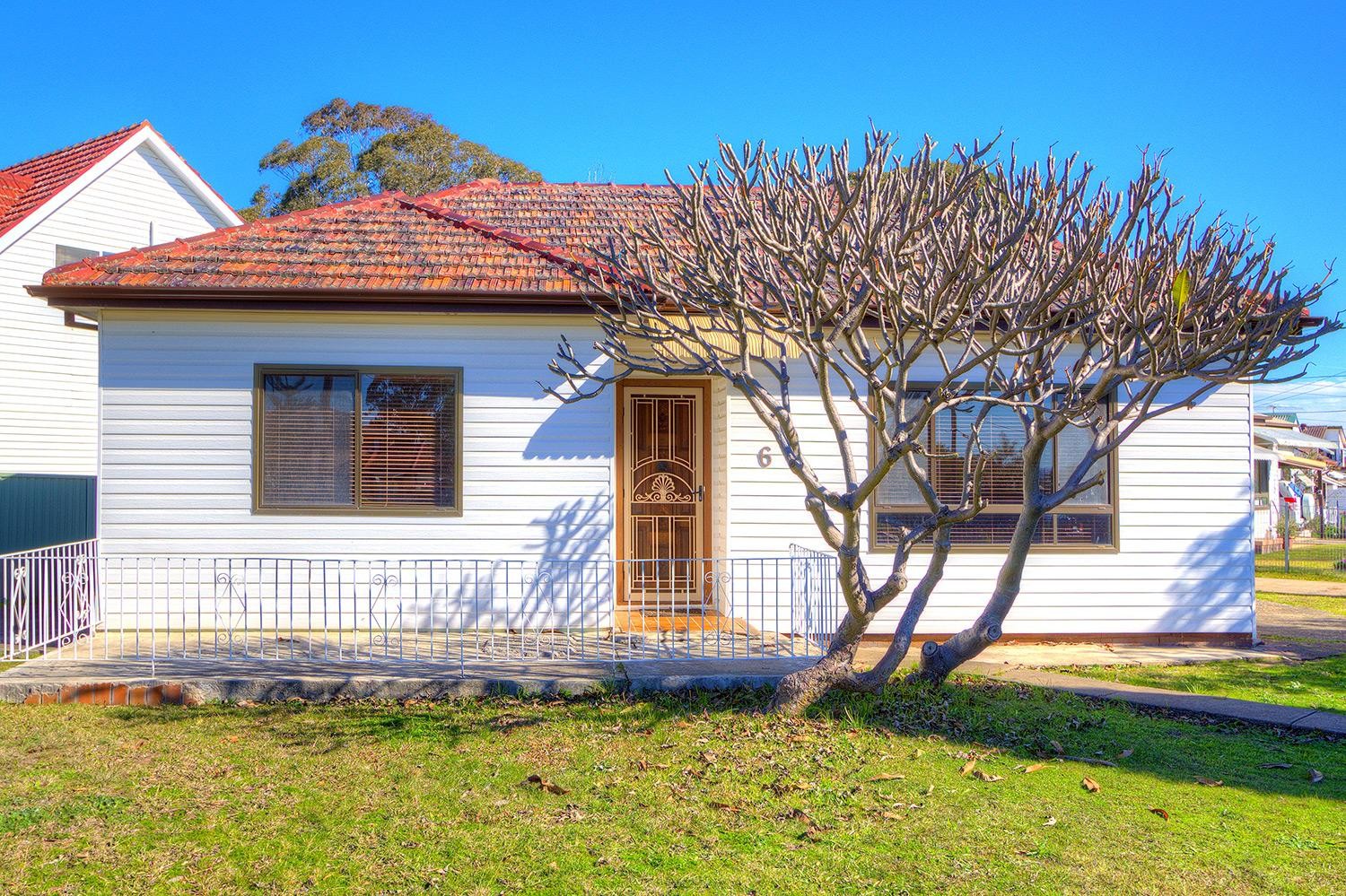 Spacious Family Home - Great Location!