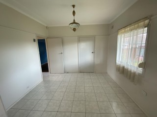 View profile: Great Location - 2 Bedroom Home