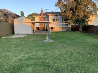 View profile: Cozy 3 Bedroom Family Home in a Peaceful Suburb!!