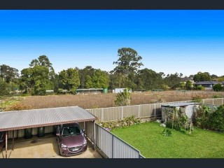 View profile: 2 BEDROOM UNIT, EXCELLENT LOCATION IN PEACEFUL SETTING