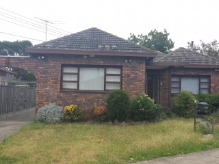 View profile: Huge 5 Bedrooms! Suit Large Families!