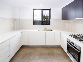 View profile: Quality Modern Apartment-3 Minutes to Station!