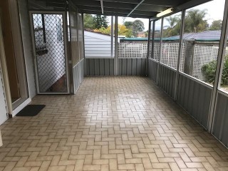 View profile: Walk to Station & Shops! The Perfect Family Home!