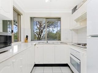 View profile: 2 Minutes Walk to Station!!