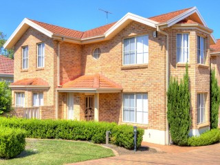View profile: 3 Bedrooms! 2.5 Bathrooms! Air Conditioned!