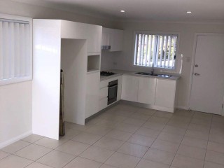 View profile: Quiet Neighbourhood! Air Conditioned! Water Included!
