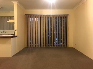 View profile: Value Plus!!  $300 per week in popular street.
