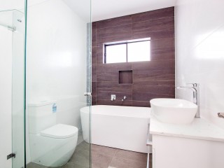 View profile: Brand New 4 Bedroom Duplex! Torrens Title!