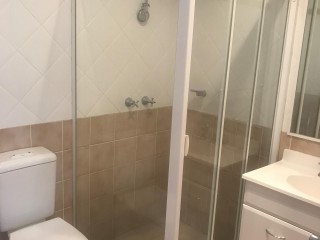 View profile: 3 Bedrooms! Air Conditioning! Gas Cooking!