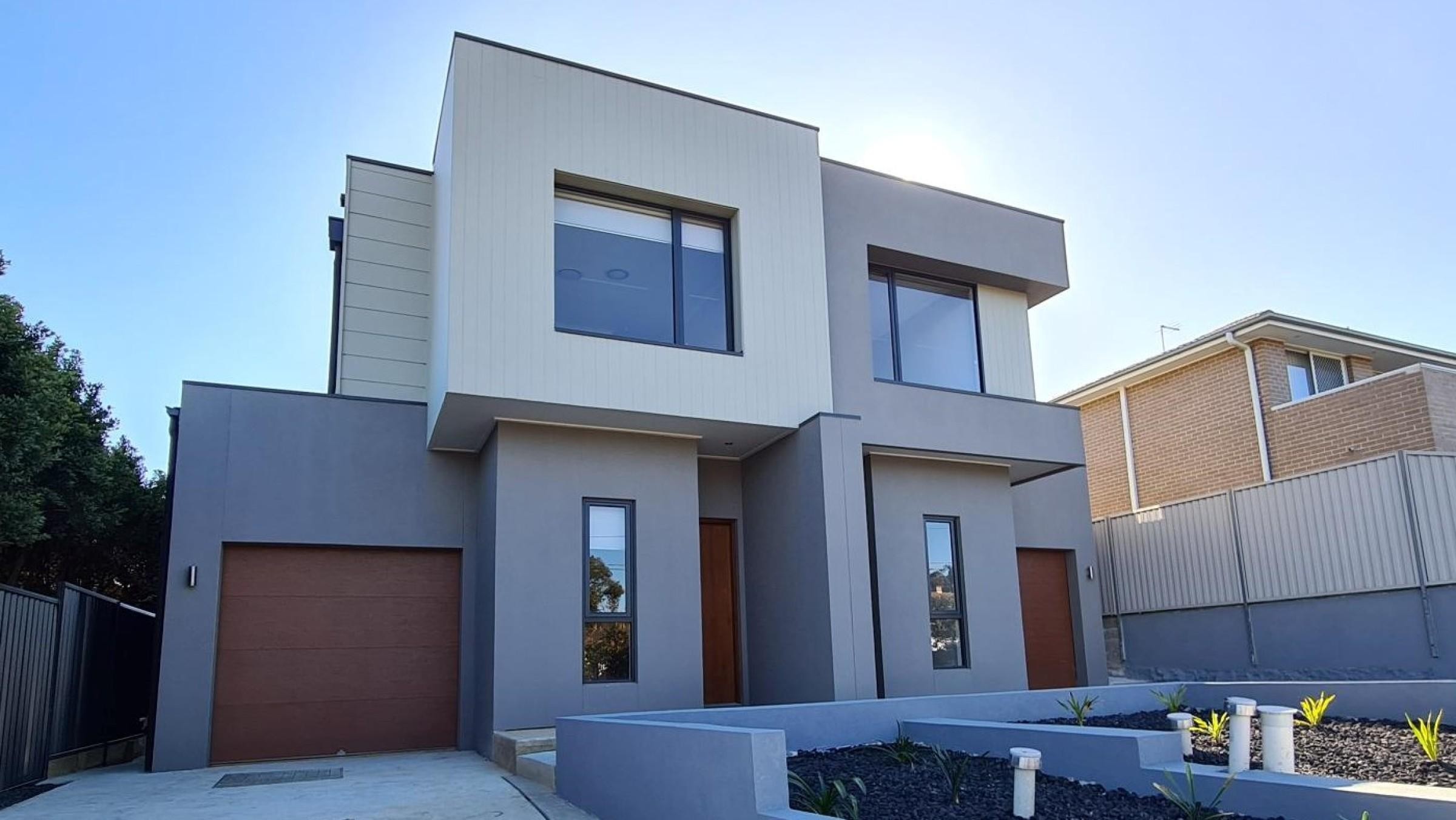 Massive BRAND NEW Duplex! 4 Bedrooms!
