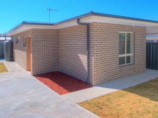 View profile: Just Like New! 2 Bedrooms! 2 Bathrooms!