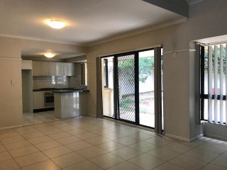 View profile: 3 Bedroom! Double Garage! Water Included! Plus Pool!