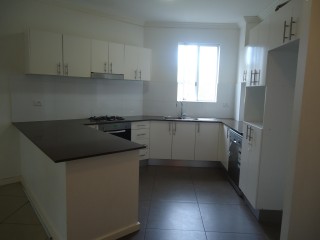 View profile: One Minute to Station- Two Bathrooms & Air Conditioning