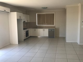 View profile: 2 Bedroom Unit in Great Location
