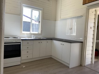 View profile: Spotless Renovated Half House- Excellent Location!