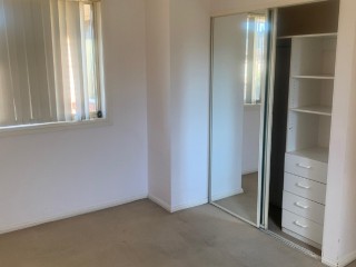 View profile: Ultra Modern Townhouse, Near Station!