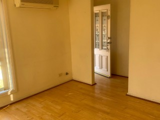 View profile: Ultra Modern Townhouse, Near Station!