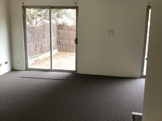 View profile: Lovely Refurbished 3 Bedroom Townhouse