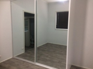View profile: Beautiful Flat! Convenient Location!