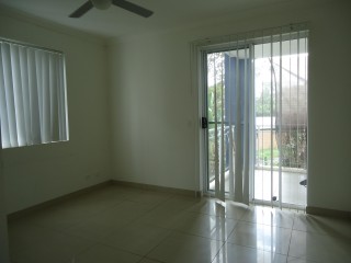 View profile: One Minute to Station- Two Bathrooms & Air Conditioning