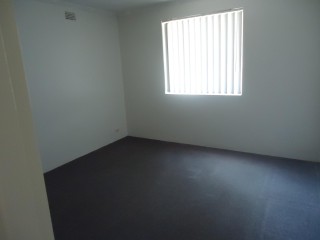 View profile: Easy Stroll to Station & Shops!