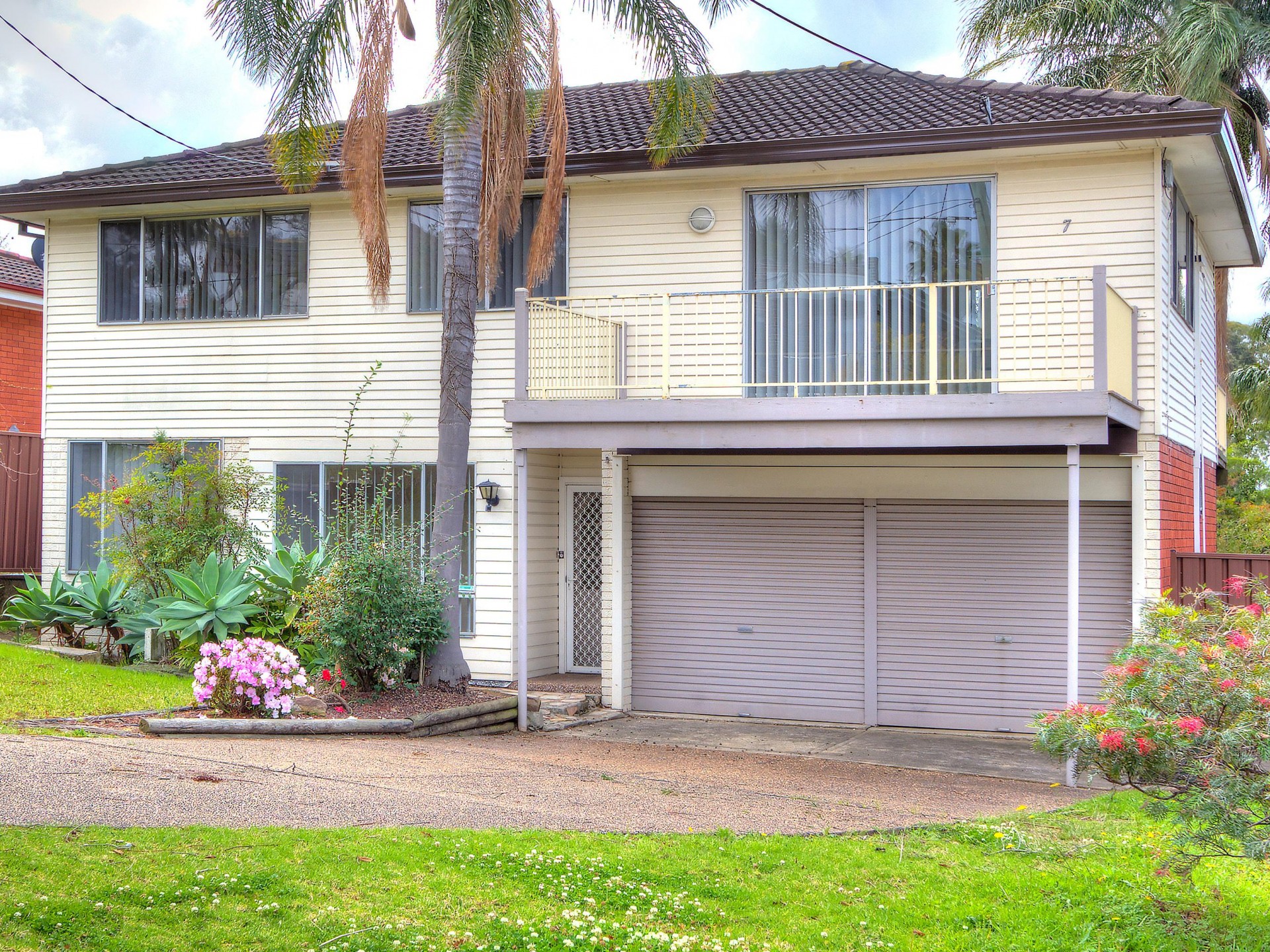 Huge 4 Bedroom Home with views!