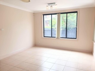 View profile: “Stylish & Spacious Home in a Quiet Street and walk to Station”