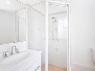 View profile: 3 Bedrooms! 2.5 Bathrooms! Air Conditioned!