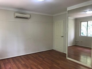 View profile: 3 Bedroom! Double Garage! Water Included! Plus Pool!