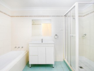 View profile: 5 Minutes Walk to Station!