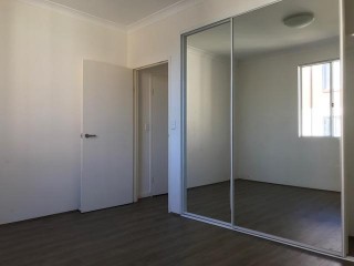 View profile: 2 Bedrooms! 2 Bathrooms! 2 Minutes to Station!