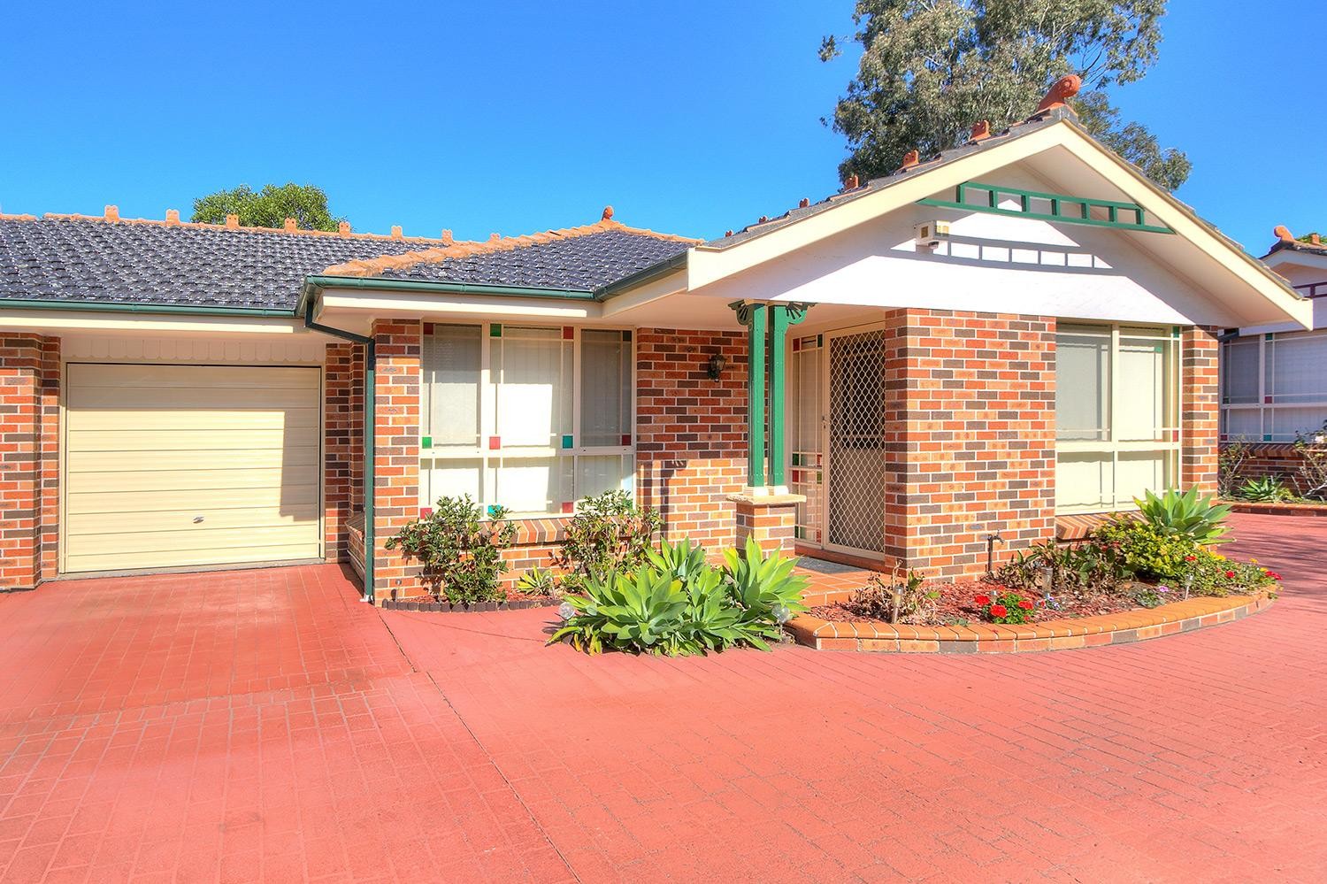Quality Villa Complex- Air Conditioned!
