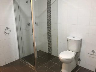 View profile: 2 Bedrooms! 2 Bathrooms! 2 Minutes to Station!