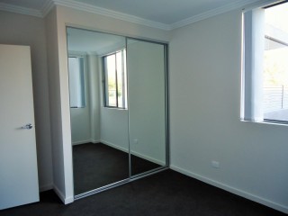 View profile: Superb Modern Unit with Courtyard & Air Conditioning