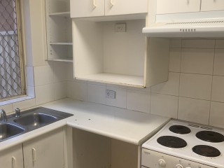 View profile: 3 Bedrooms! 2 Bathrooms! Walk to Station!