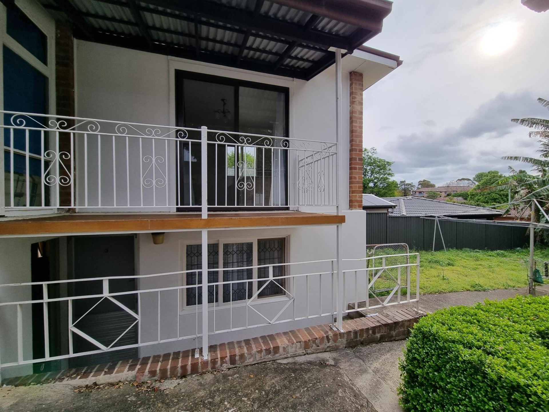 Outstanding Location Close to Transport!