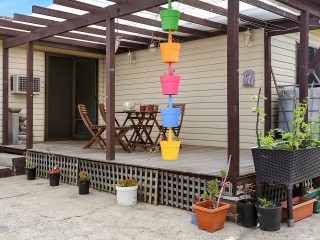 View profile: Excellent Location! Spacious 4 bedroom house, 3 bathrooms and a large backyard!