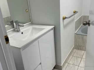 View profile: Newly renovated! 3 Bedrooms, 2 Bathrooms plus Pool & Tennis Court