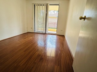 View profile: Ten Minutes Walk to Station!