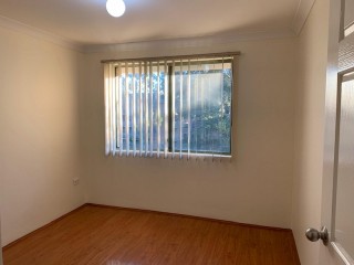View profile: Minutes Walk to Station & Shopping Centre! Freshly Painted