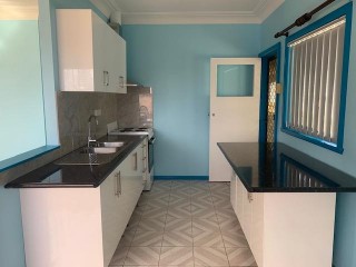 View profile: Excellent Location! Spacious 3 bedroom house! 1st Week Free Rent!