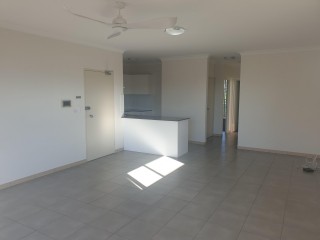 View profile: Stunning 2 Bedroom apartment with spacious Kitchen situated in PRIME location! ONE WEEKS FREE RENT!