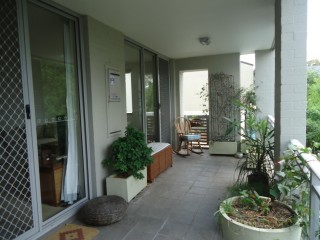 View profile: Double Garage & Air Conditioning